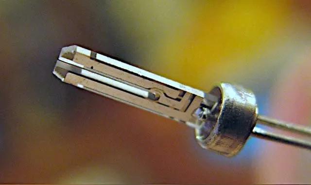 Resonador de cuarzo